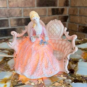 Vintage Ardalt Japan Merit II Porcelain Lady Boudoir Light